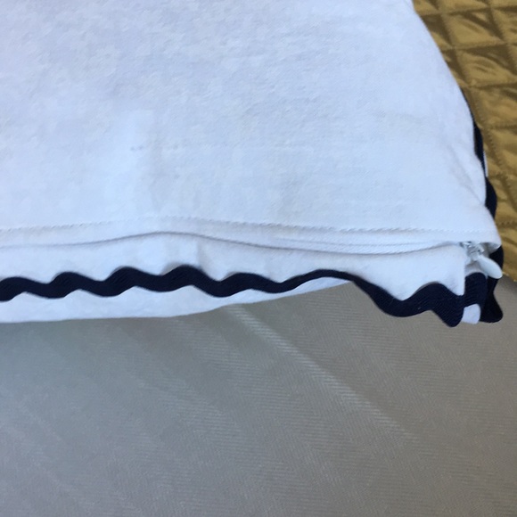 LAUGH Lumber Pillow handmade - Picture 3 of 8